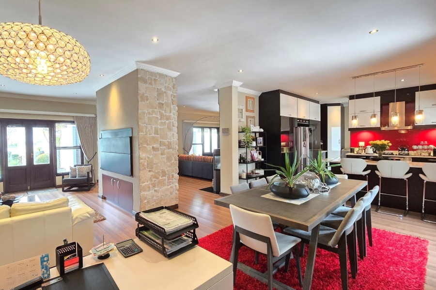 3 Bedroom Property for Sale in Graanendal Western Cape